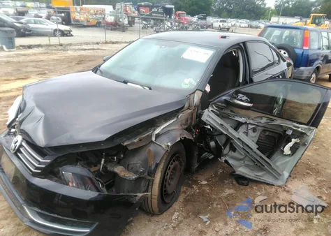 2014 Volkswagen Passat S z USA, uszkodzony, nr VIN 1VWAH7A35EC015367